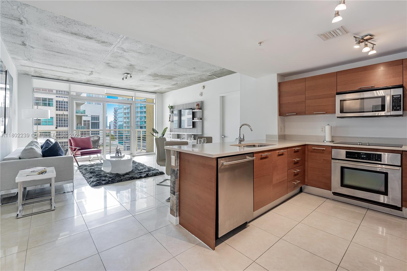 Condo for Rent in Miami, FL