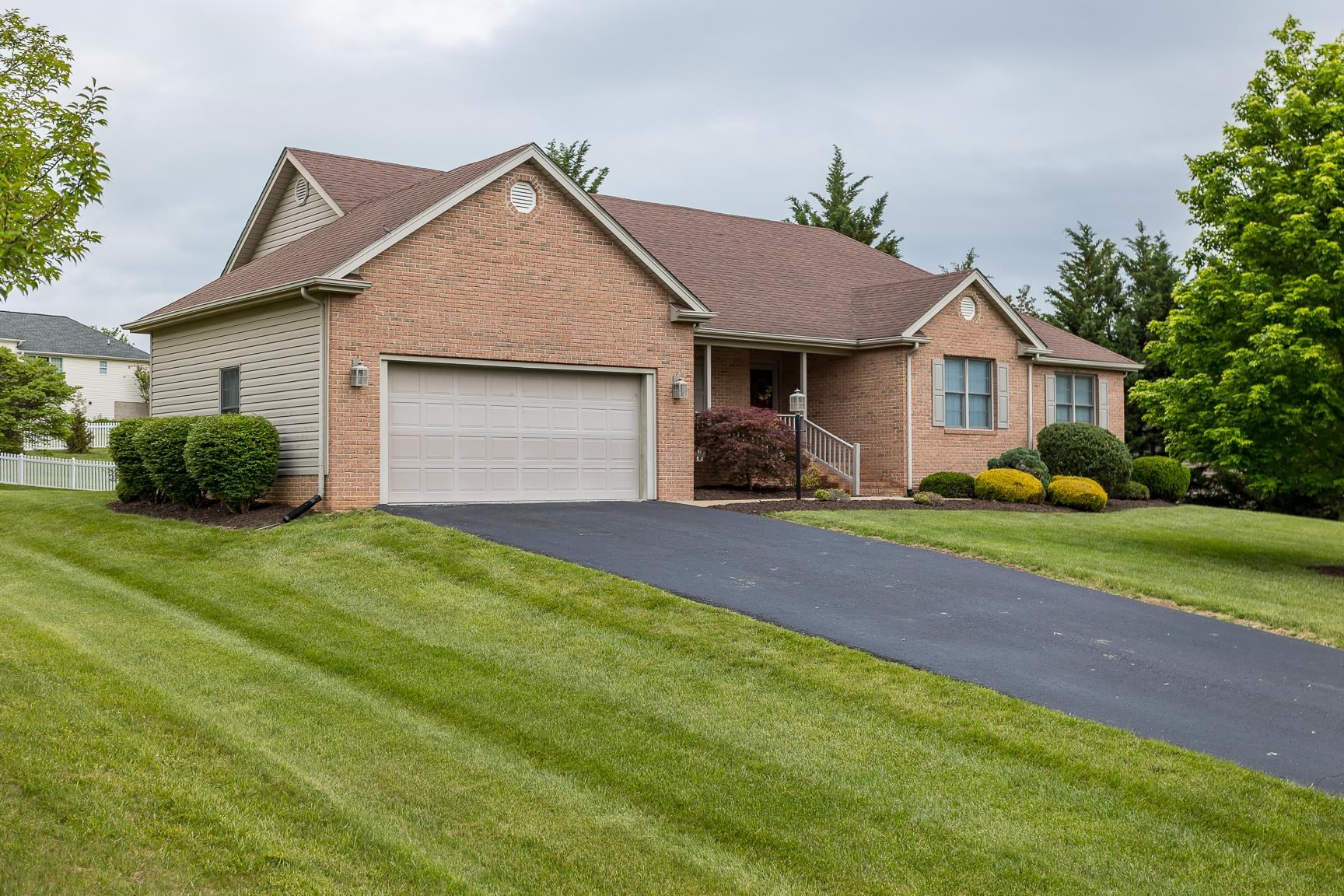 5 Hidden Valley Ct