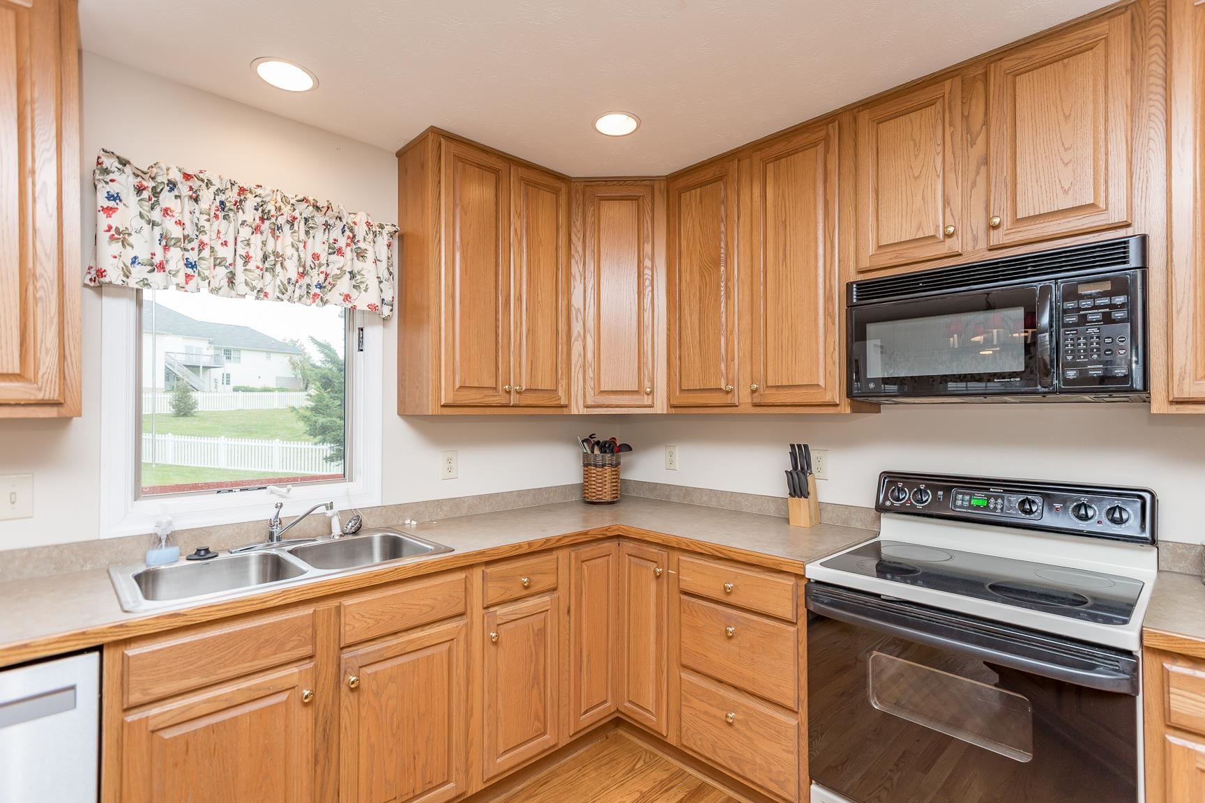 5 Hidden Valley Ct