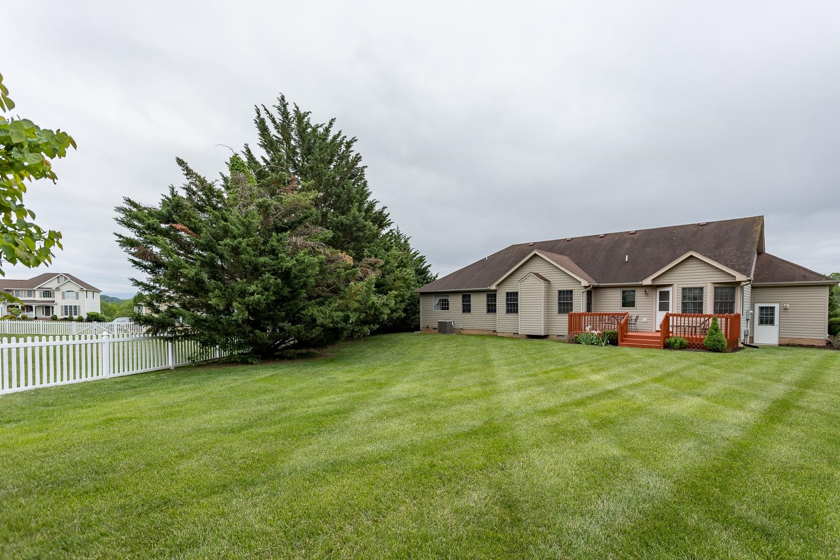 5 Hidden Valley Ct