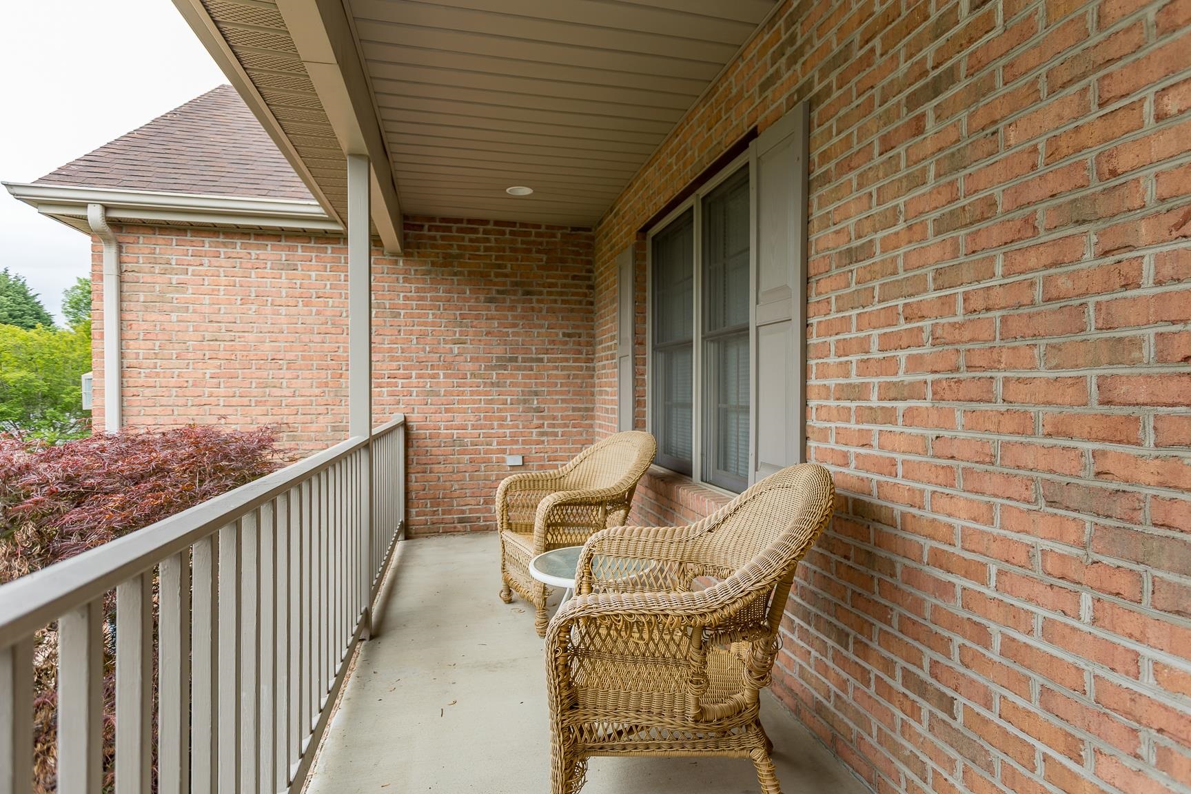 5 Hidden Valley Ct