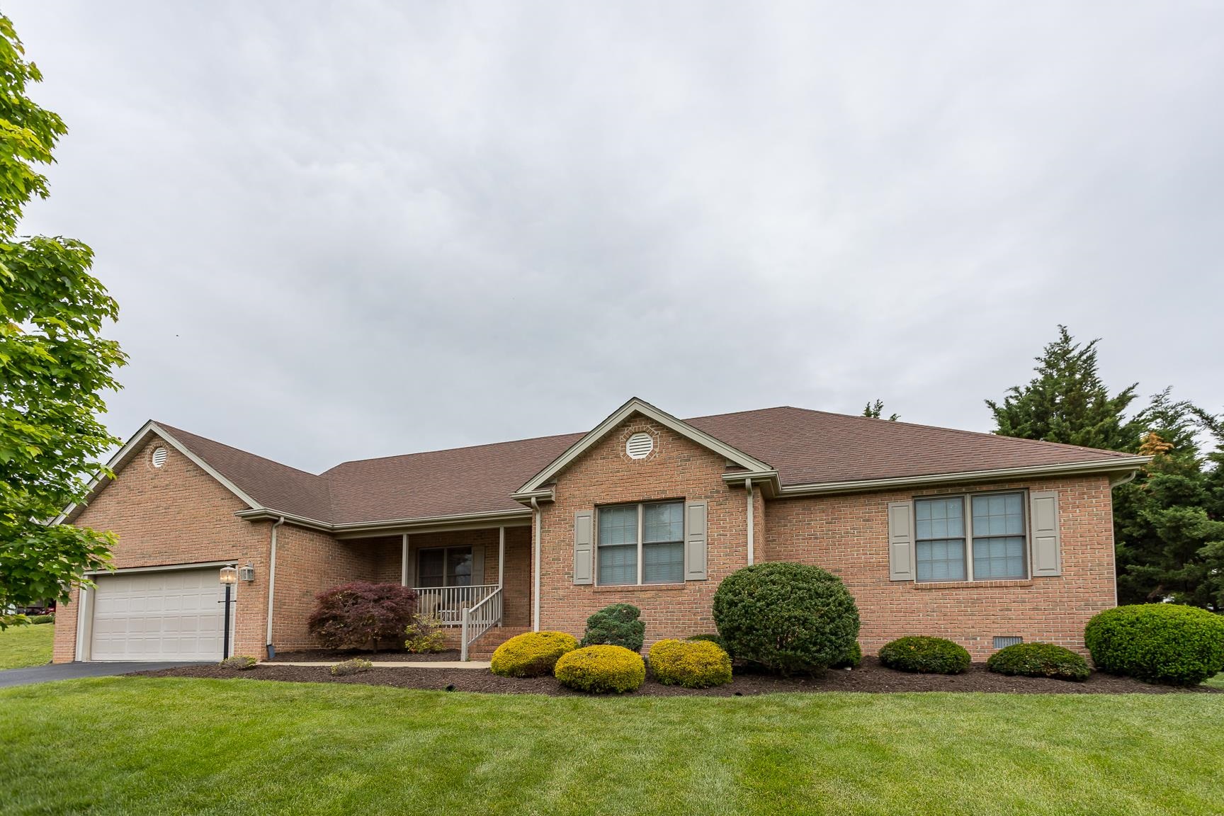 5 Hidden Valley Ct