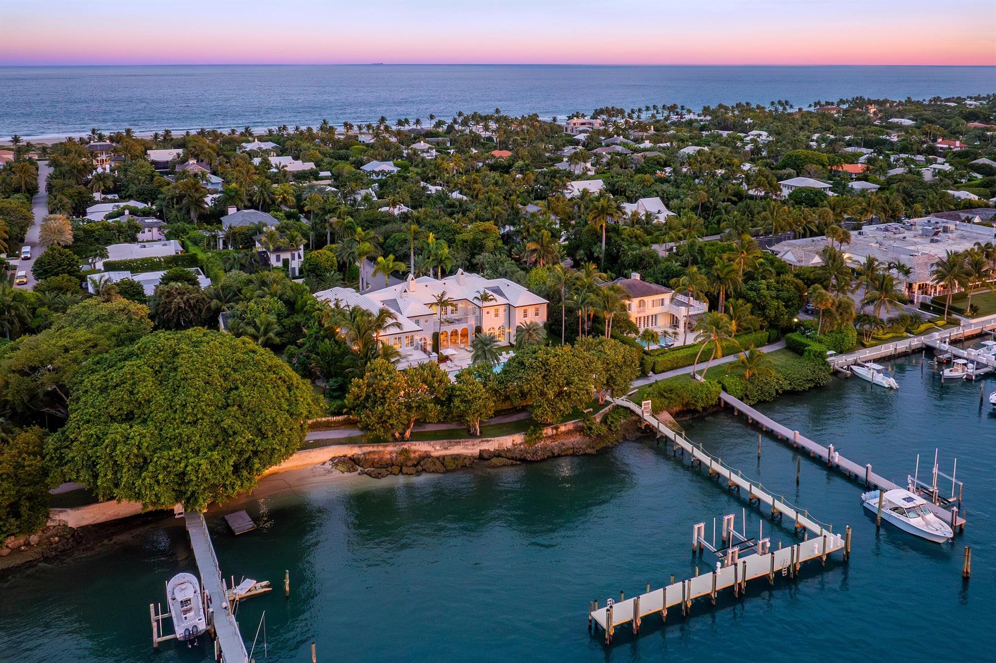 Homes for sale in Palm Beach, FL | 1350 N Lake Way, Palm Beach, FL 33480 | MLS# R11090300