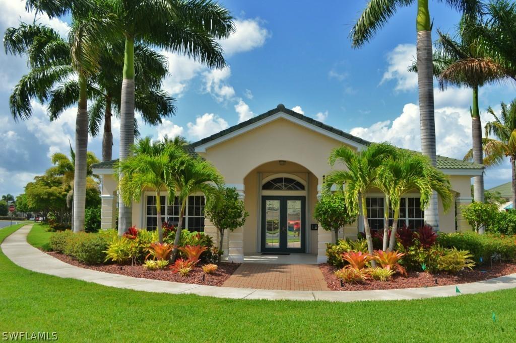 Homes for sale in Fort Myers, FL | 10112 Spyglass Hill Ln #10112, Fort Myers, FL 33966 | MLS# F10503416