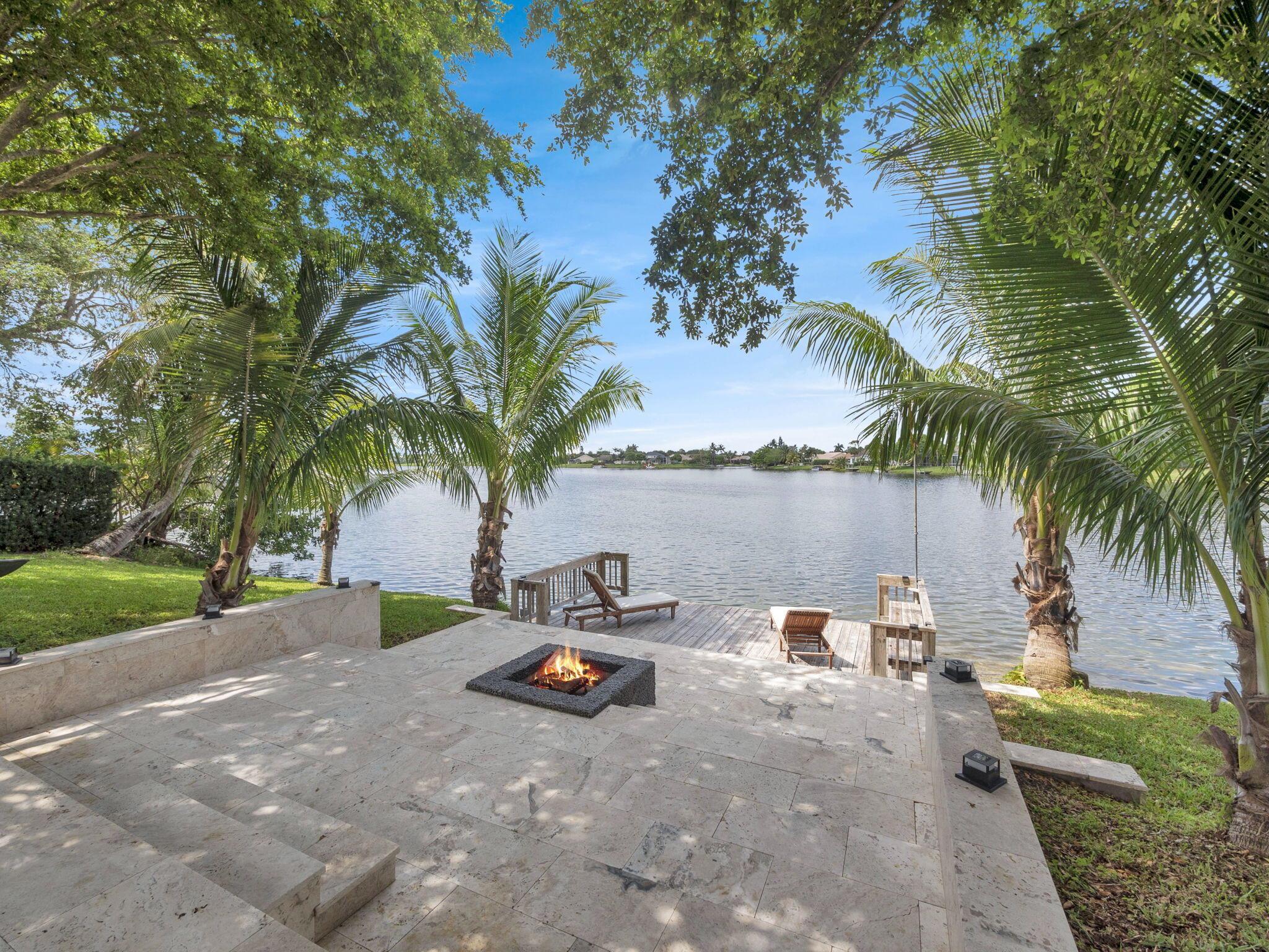 12706 Headwater Circle Circle Wellington FL 33414 | R11090382