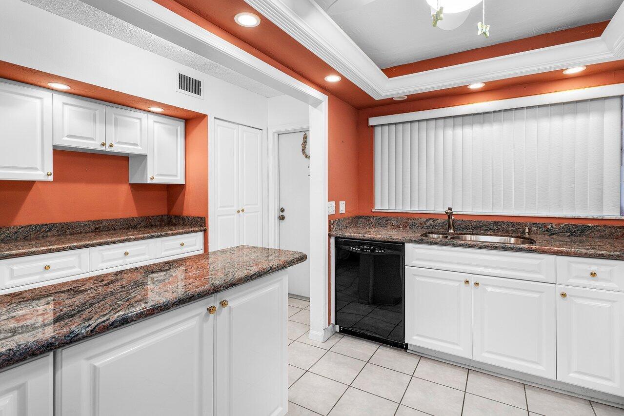 Homes for sale in Boynton Beach, FL | 2008 S Federal Hwy #206, Boynton Beach, FL 33435 | MLS# R11090464