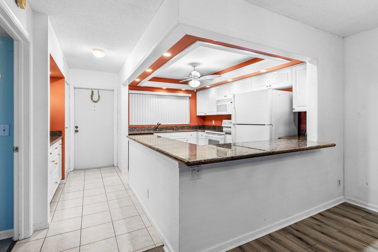 Homes for sale in Boynton Beach, FL | 2008 S Federal Hwy #206, Boynton Beach, FL 33435 | MLS# R11090464