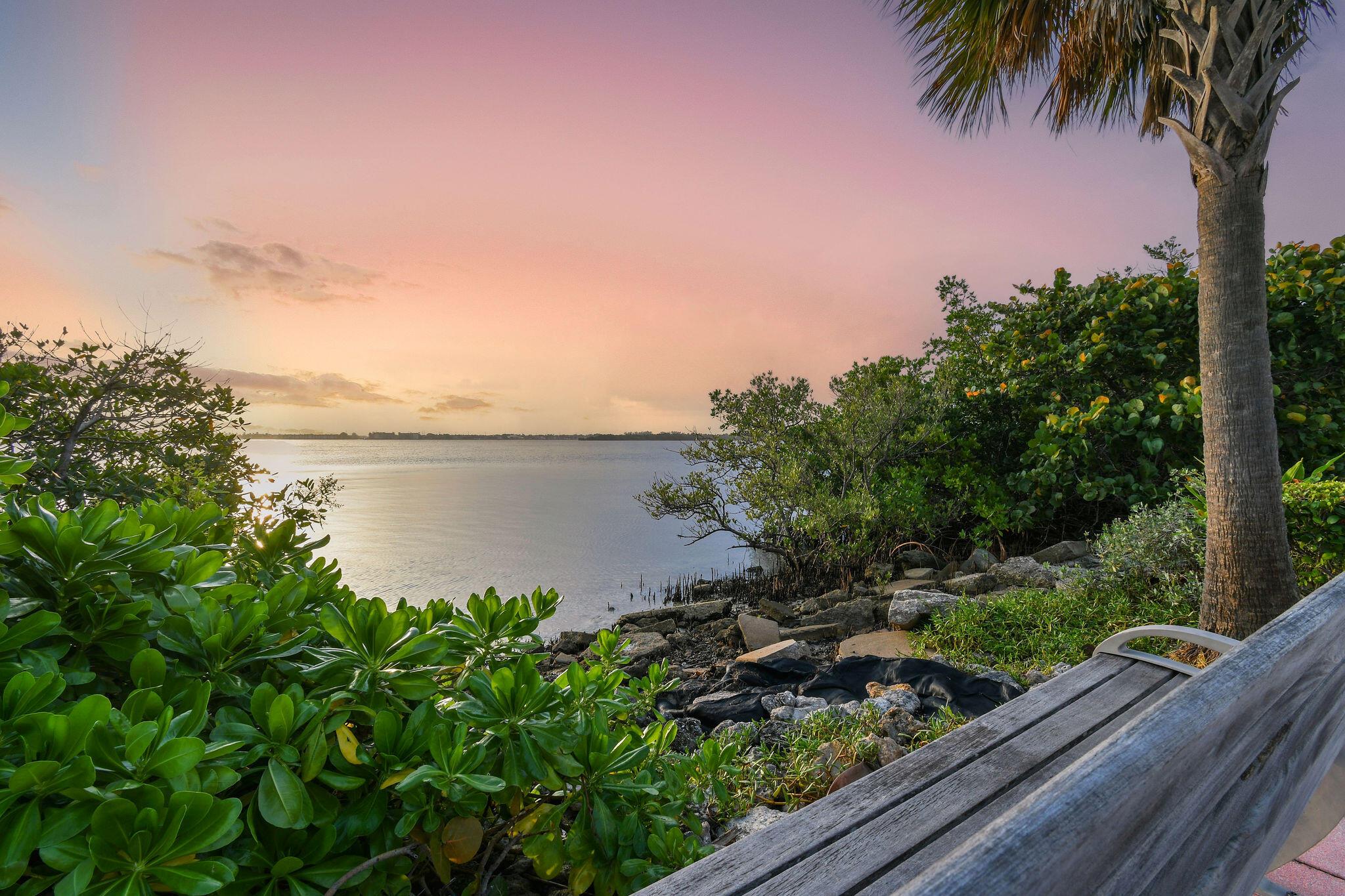 Homes for sale in Singer Island, FL | 5400 N Ocean Dr #6b, Singer Island, FL 33404 | MLS# R11090491