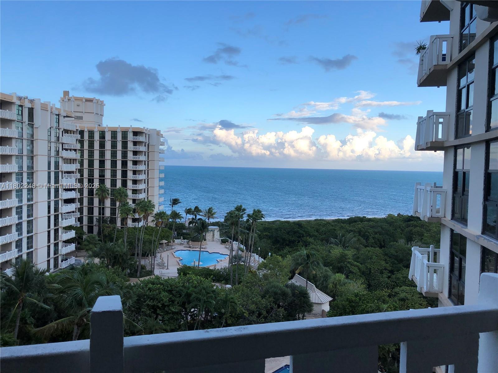 Towers Of Key Biscayne Co