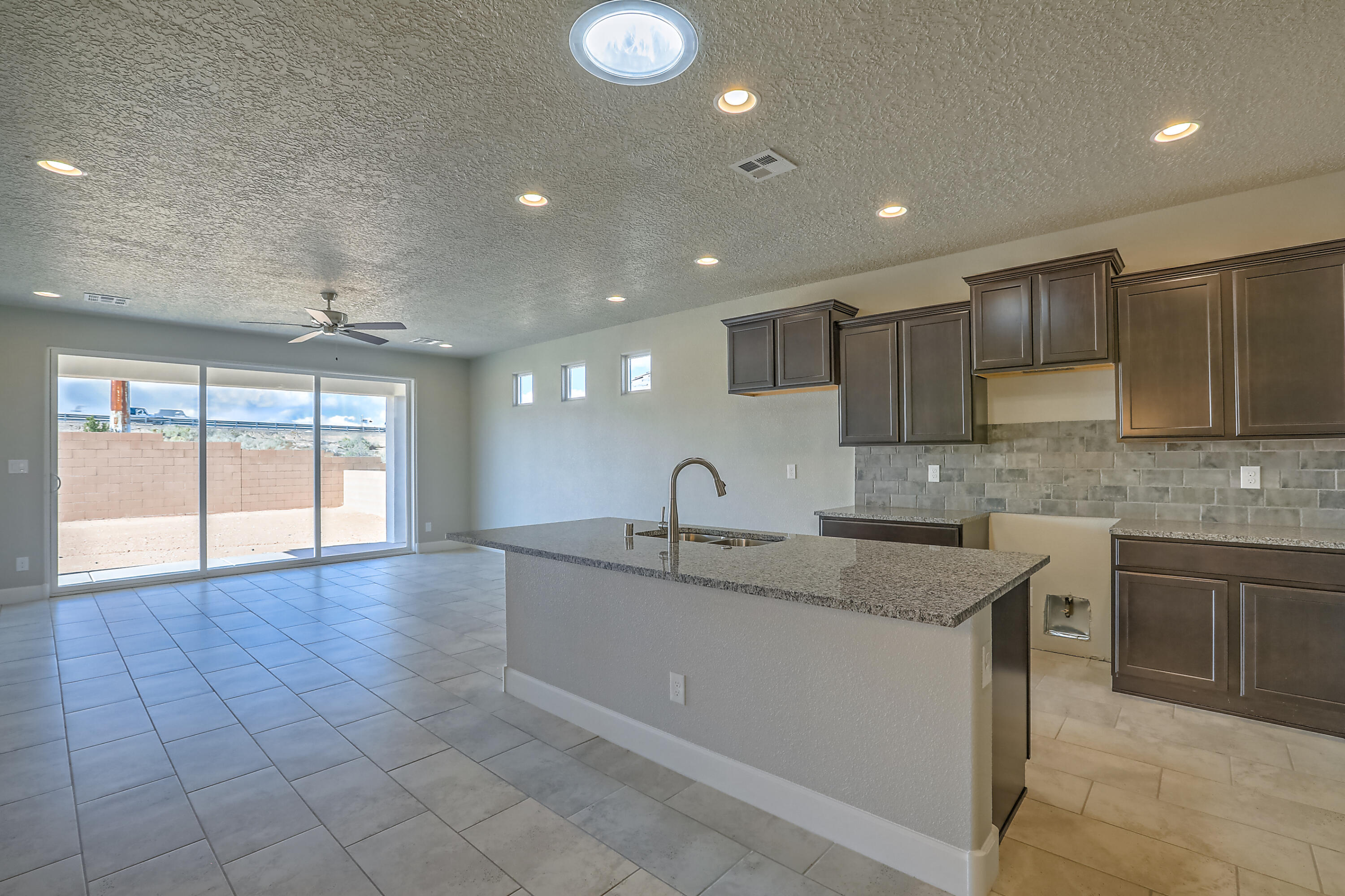 Homes for sale in Rio Rancho, NM | 421 Northern Blvd Ne, Rio Rancho, NM 87124 | MLS# 1083920