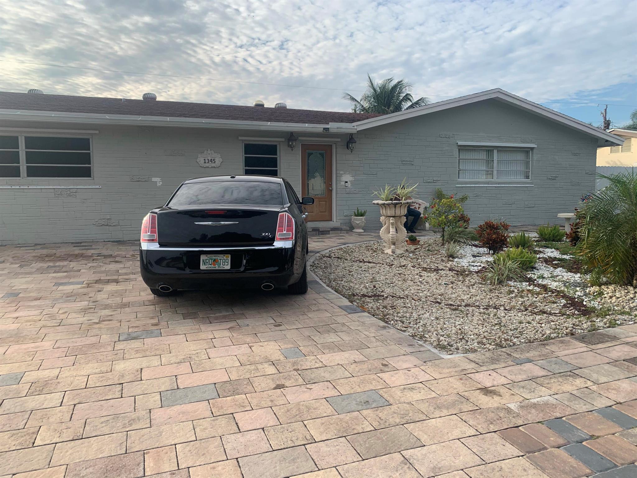 1345 Stoneway Lane West Palm Beach FL 33417 | R11090694