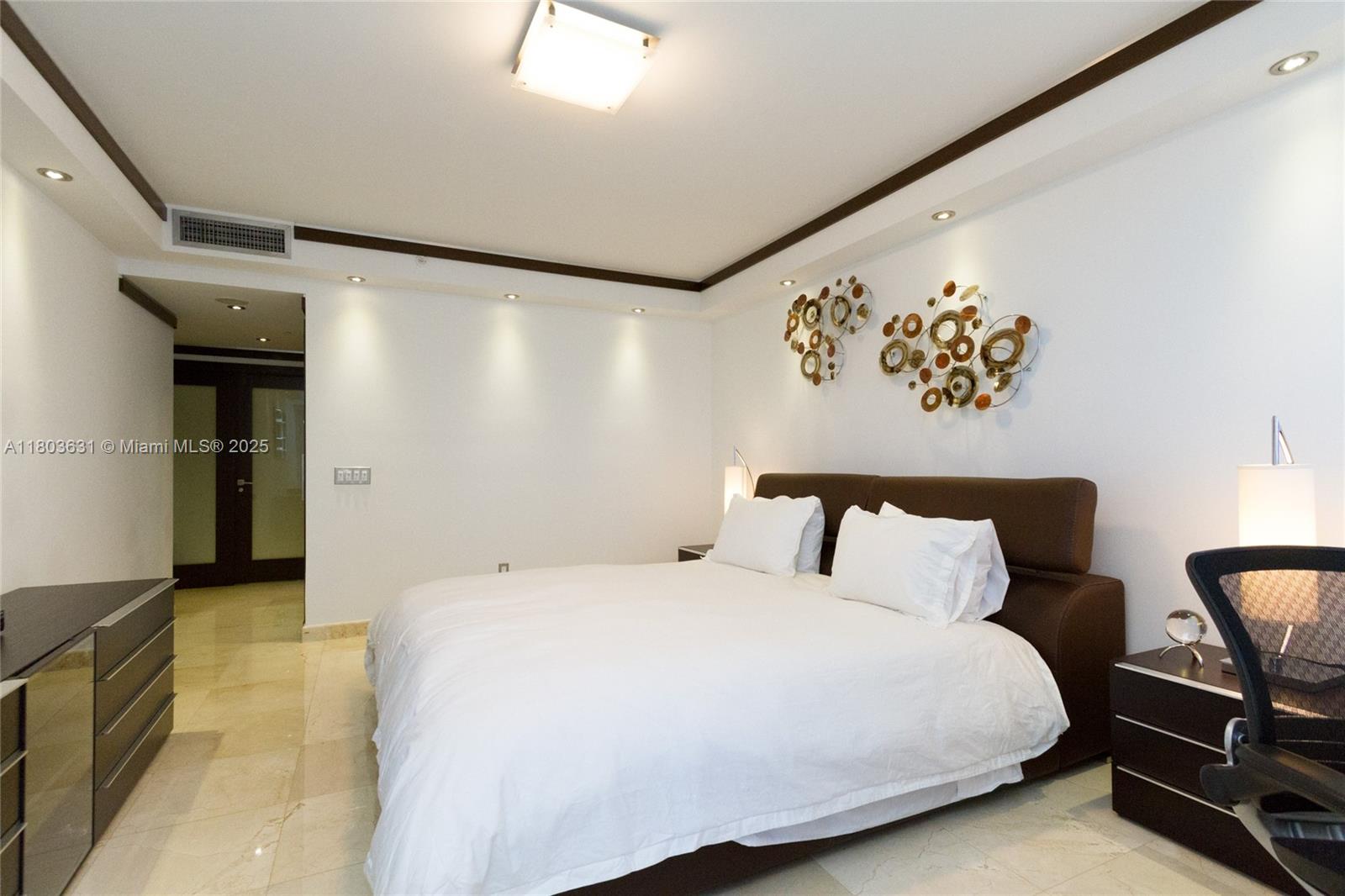 4775 Collins Ave #1201, Miami Beach FL 33140