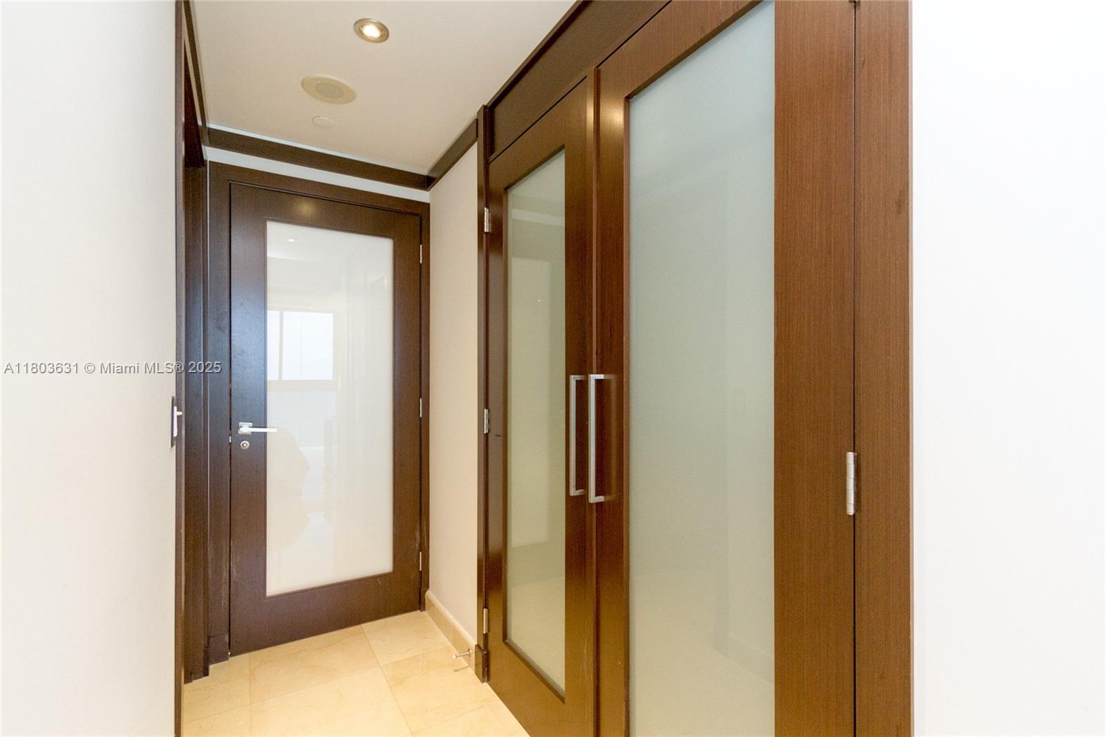 4775 Collins Ave #1201, Miami Beach FL 33140