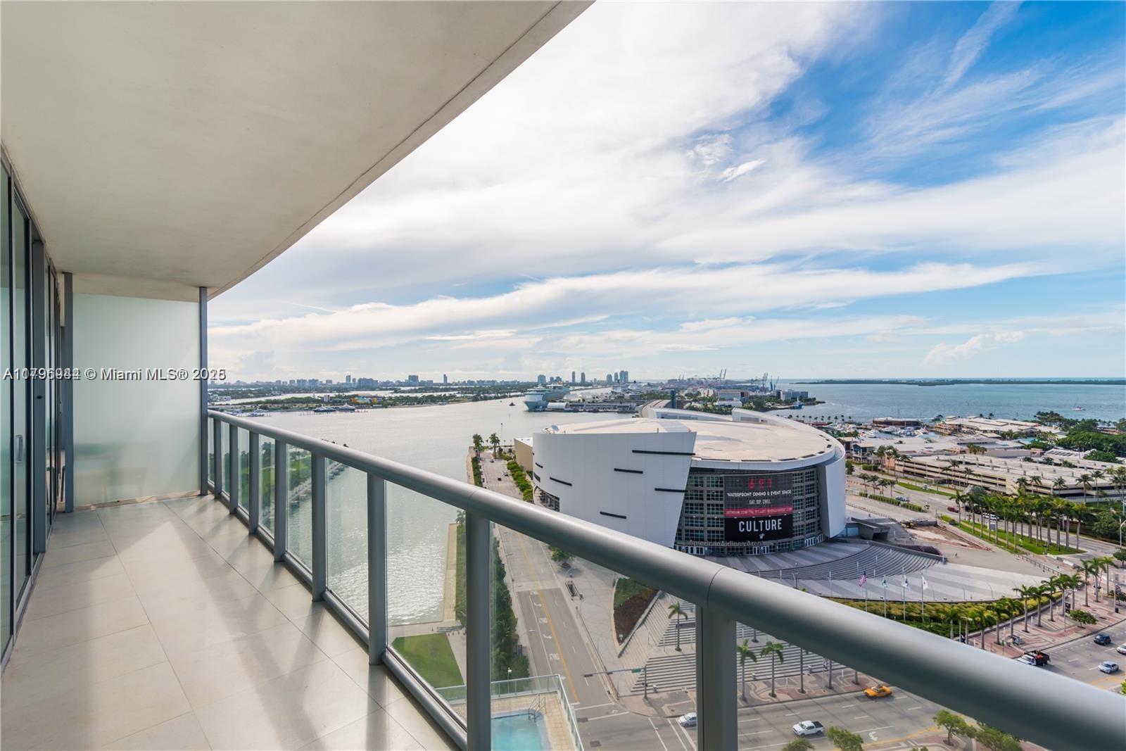 888 Biscayne Blvd #2103, Miami FL 33132