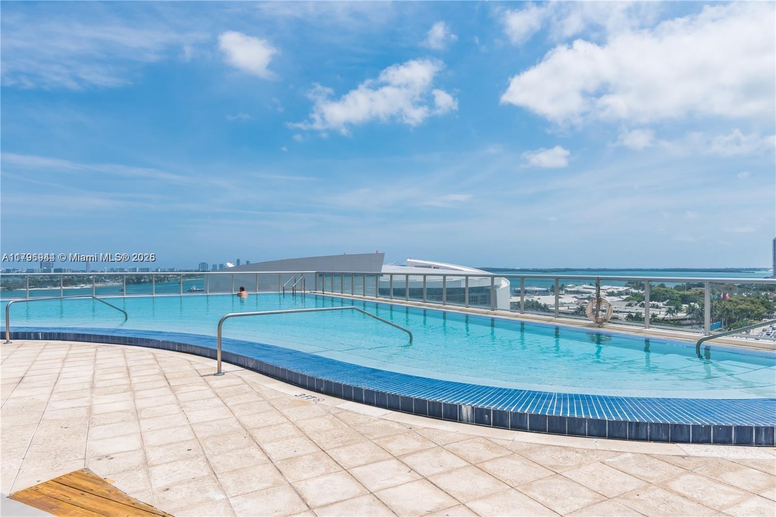 888 Biscayne Blvd #2103, Miami FL 33132