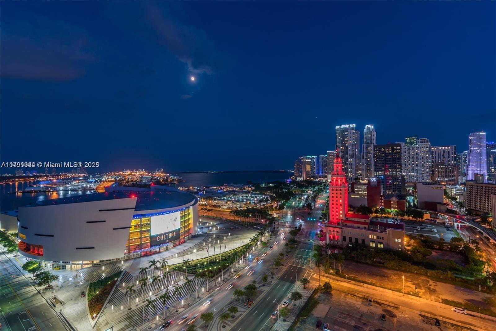 888 Biscayne Blvd #2103, Miami FL 33132