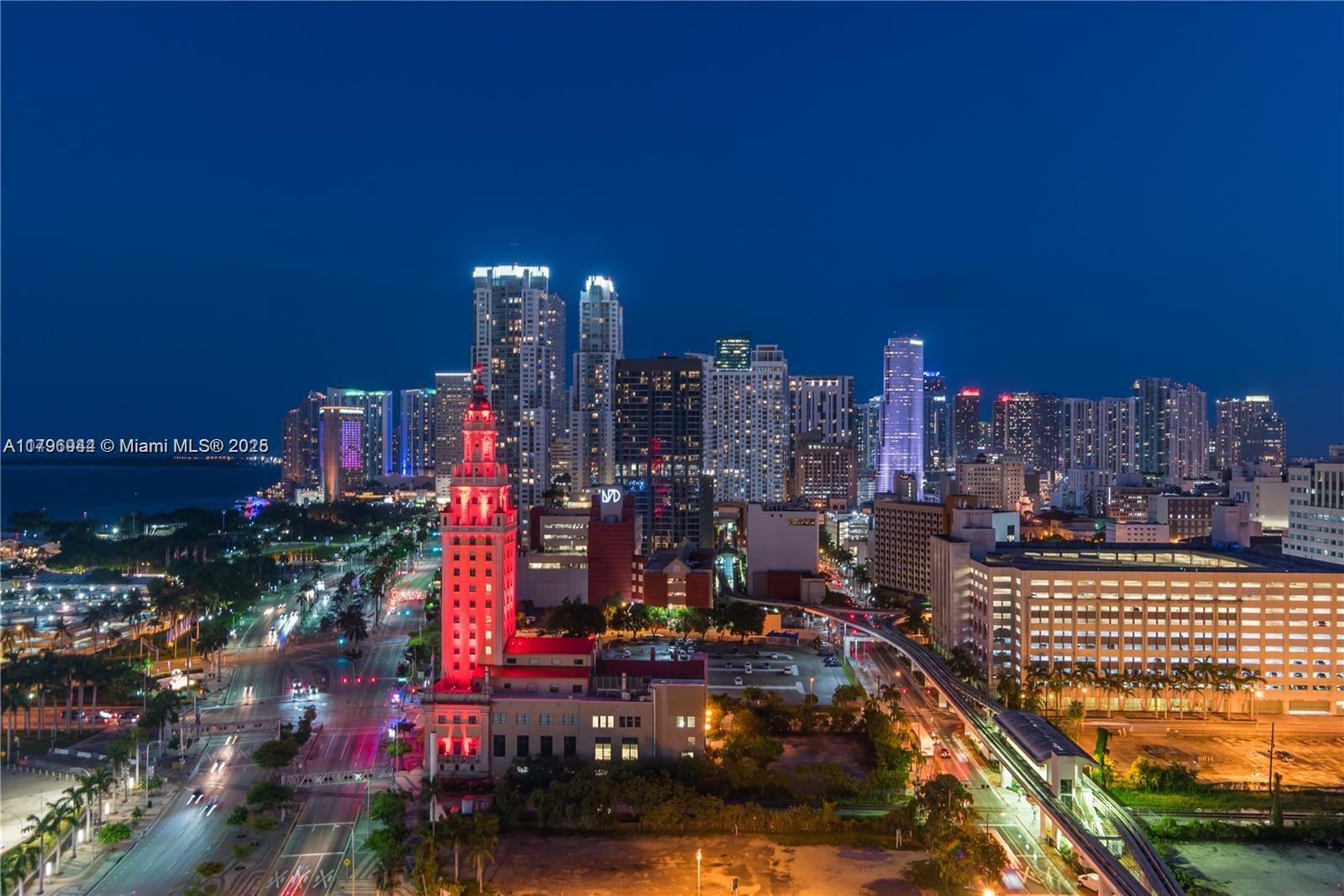 888 Biscayne Blvd #2103, Miami FL 33132