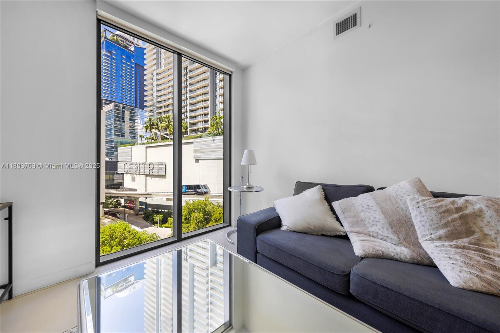 Condo for Sale in Miami, FL