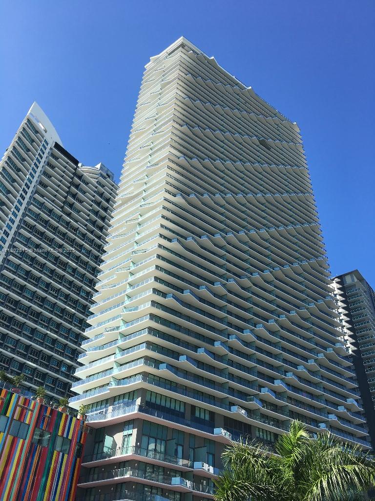 Condo for Sale in Miami, FL