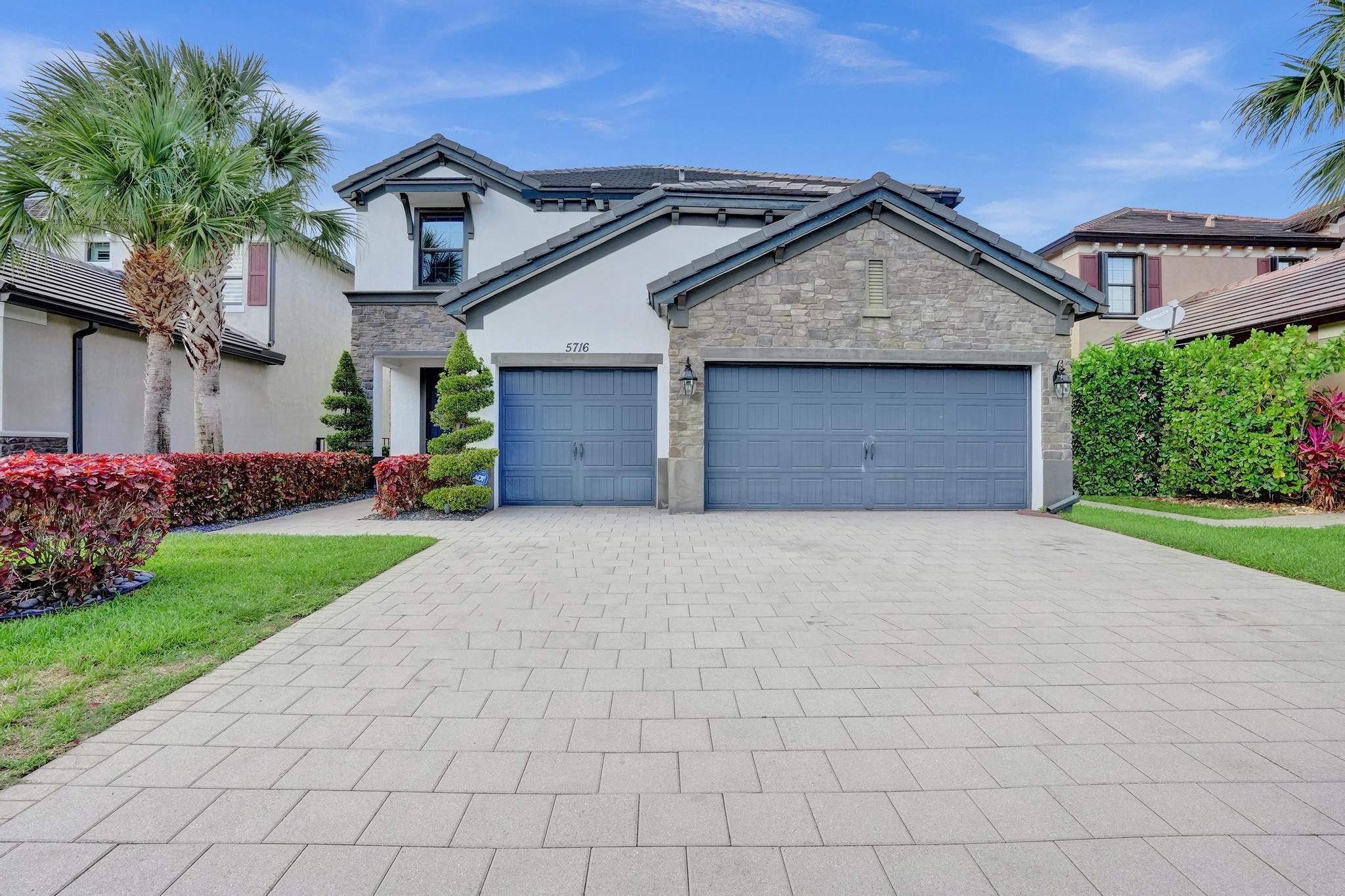 5716 Sandbirch Way Lake Worth FL 33463 | R11090848