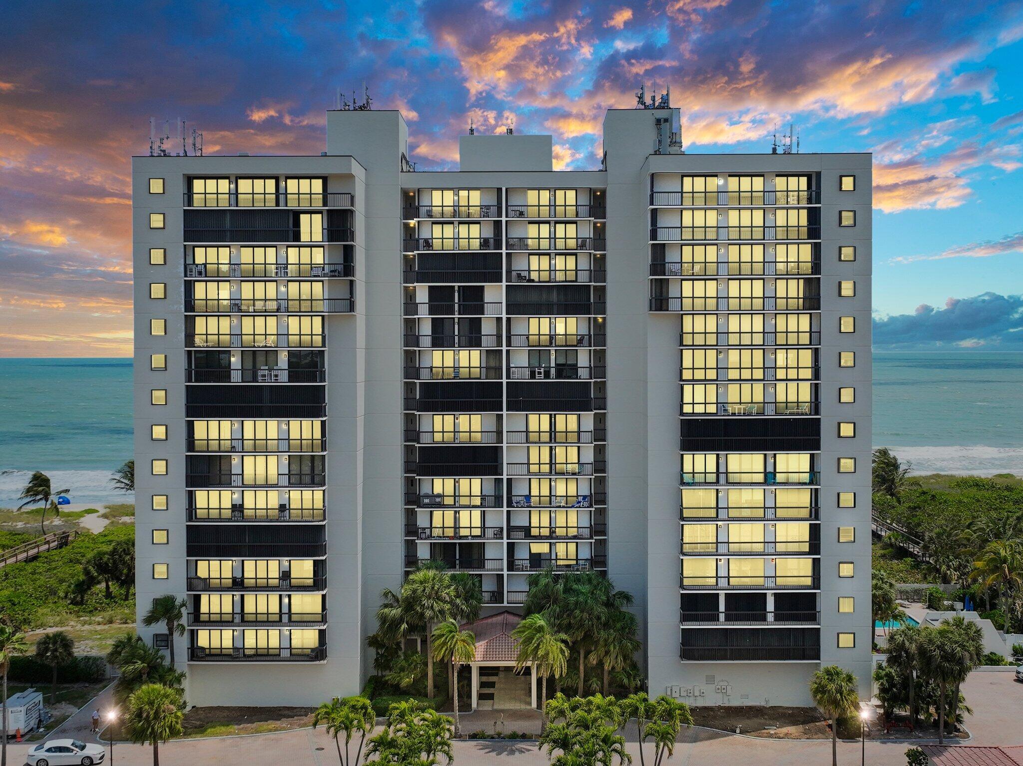 Sands On The Ocean Sectio