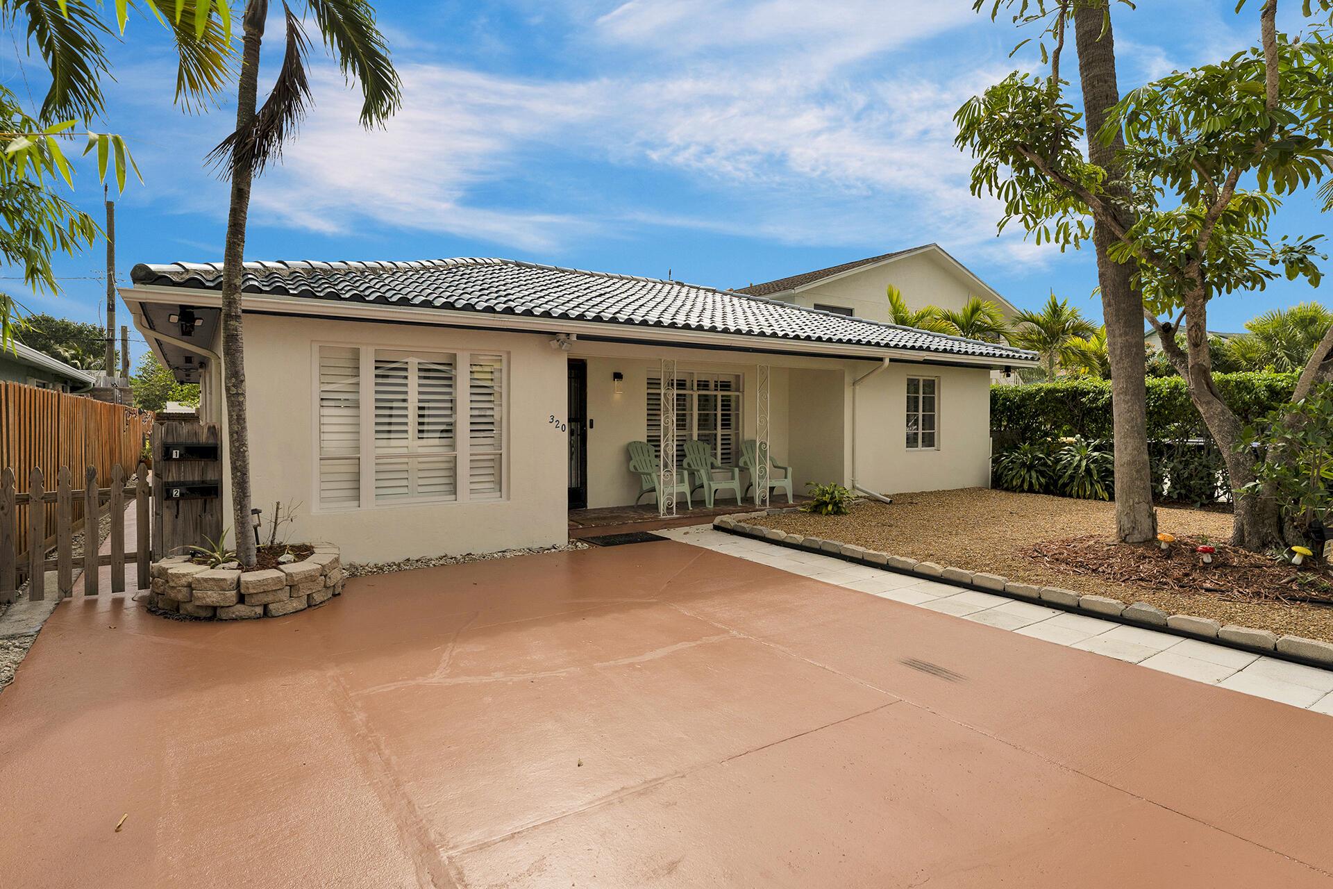 320 S Ocean Breeze Lake Worth Beach FL 33460 | R11090975