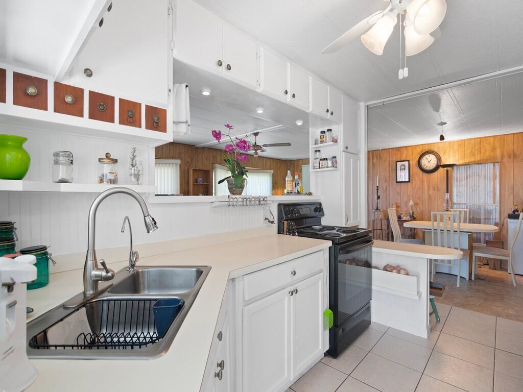 Homes for sale in Port St Lucie, FL | 2 Galicia Lane Lane, Port St Lucie, FL 34952 | MLS# R11090986