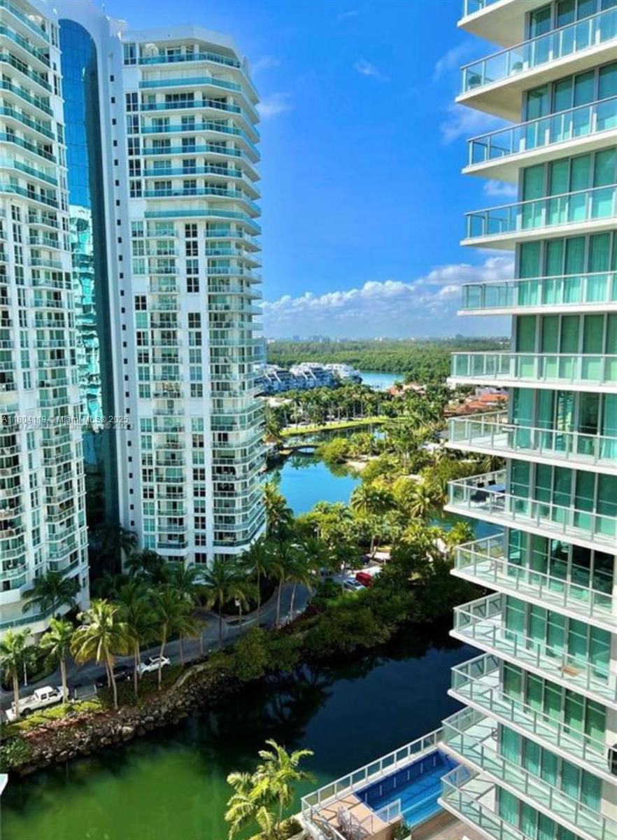 Apartamento en Alquiler en Sunny Isles Beach, FL
