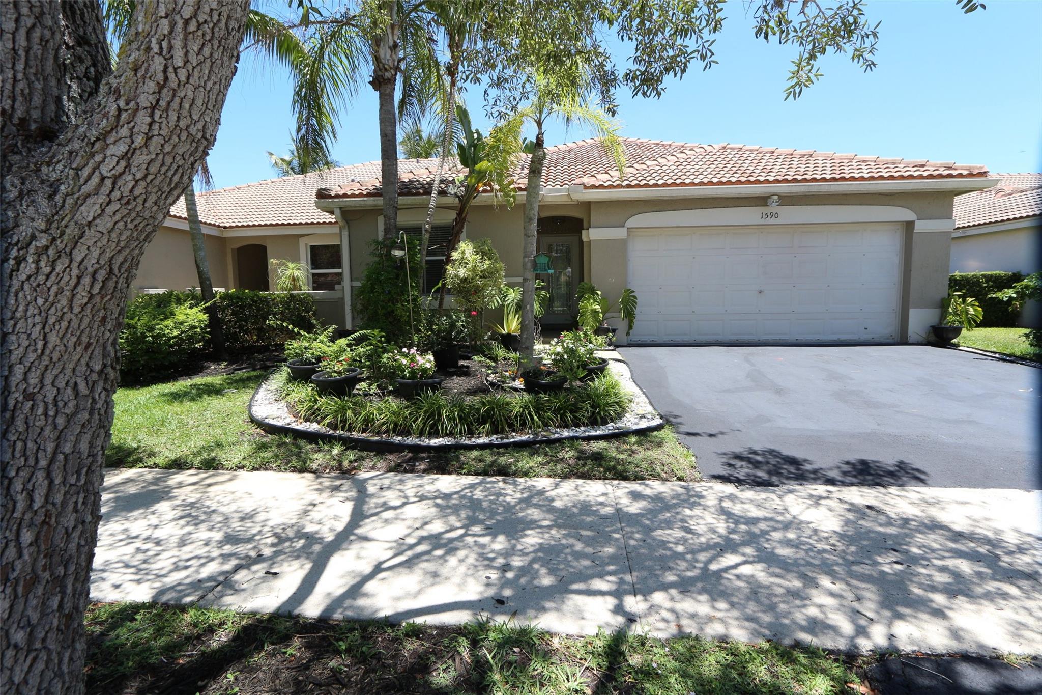 1590 Orion Ln Weston FL 33327 | F10504246