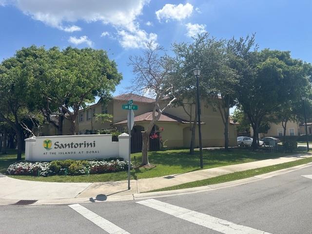 Islands At Doral Northwes