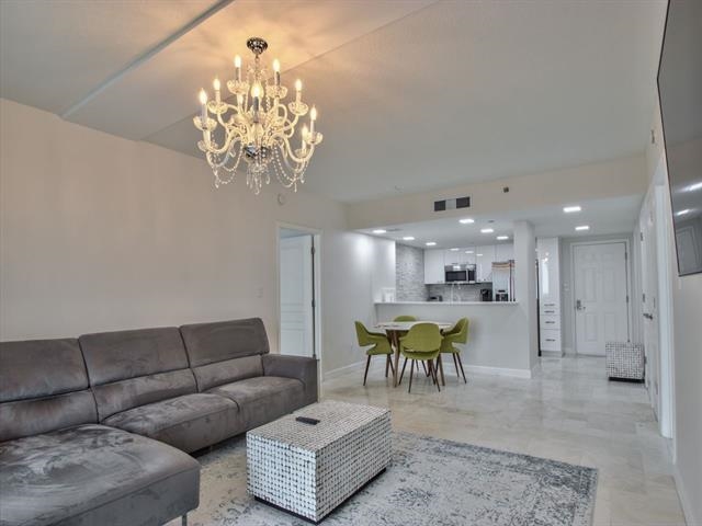 300 S Duval Street 2006, Tallahassee, FL, 