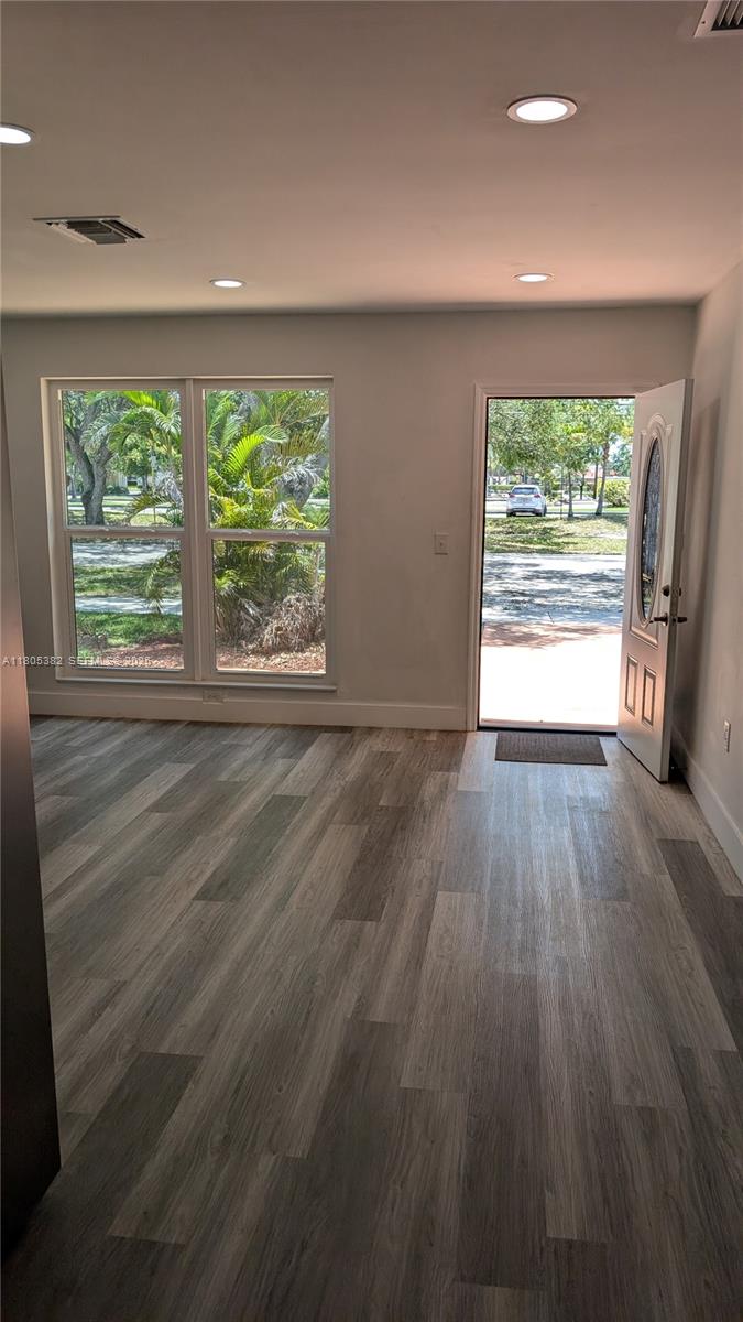 Homes for sale in Hollywood, FL | 3601 N 72nd Ave, Hollywood, FL 33024 | MLS# A11805382