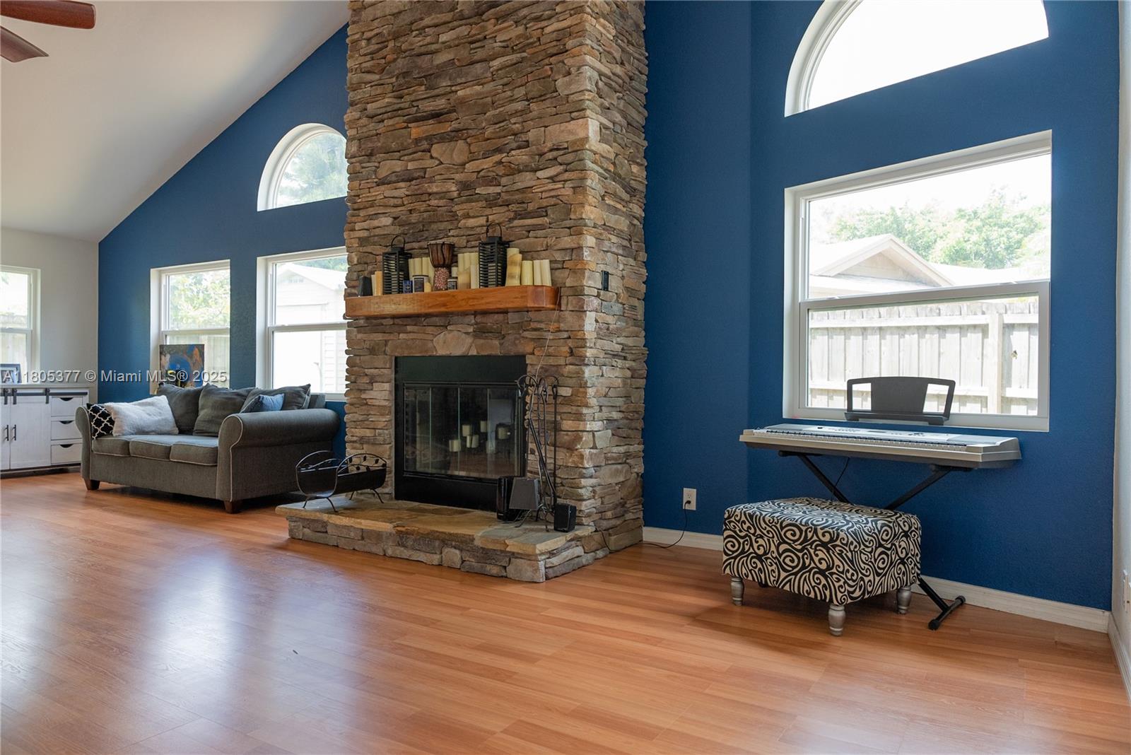 House for Sale in Boca Raton, FL