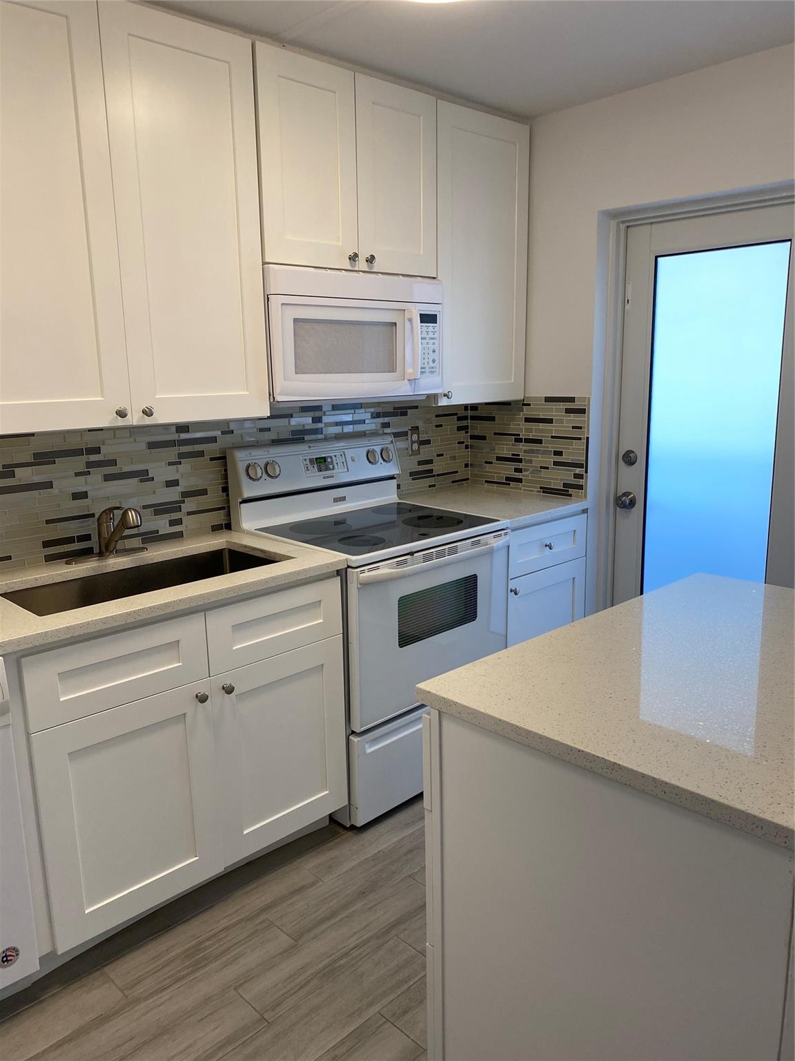 Lighthouse Point Plaza Co