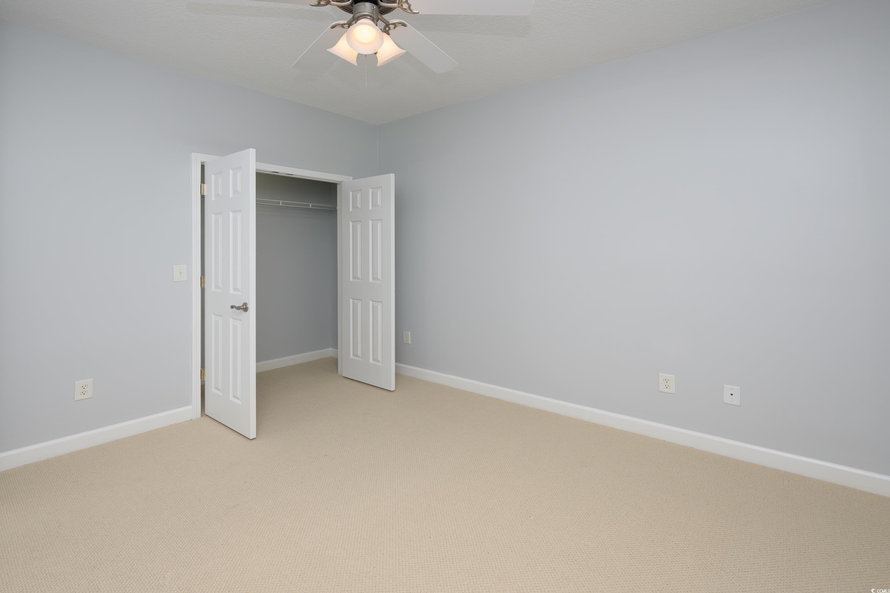 2512501 | Photo 23