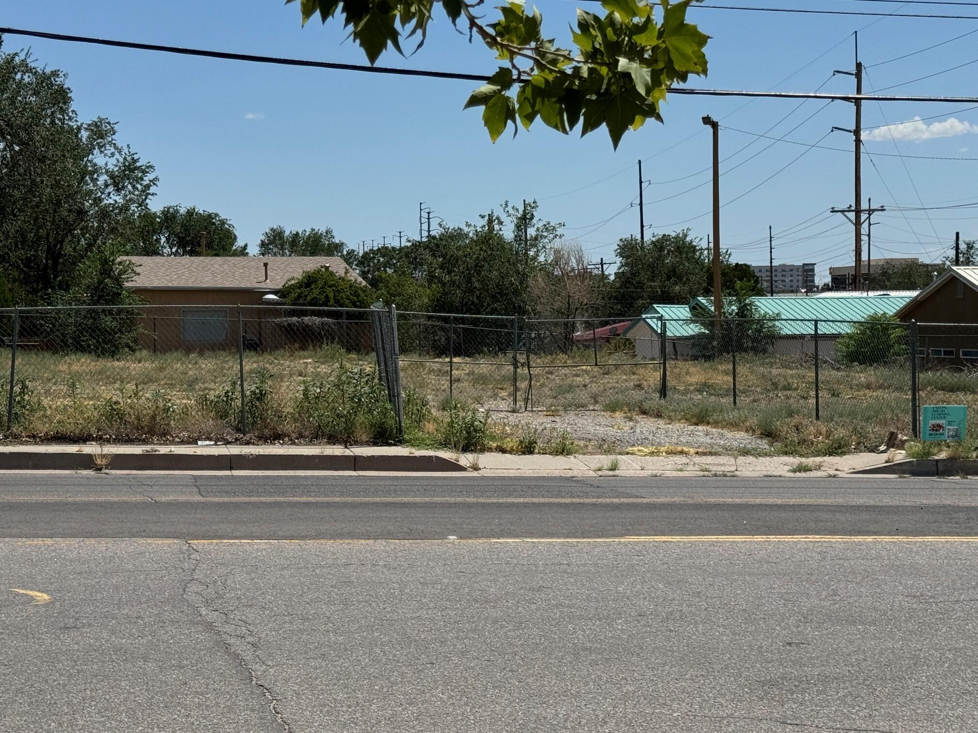 4th image of 500 Mountain Rd Ne, Albuquerque, NM 87102 | MLS# 1084237
