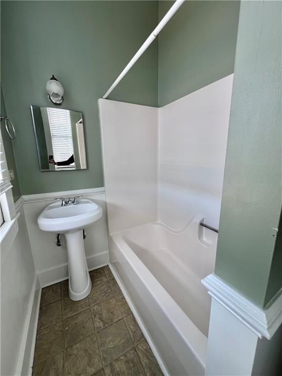 546 Verret Street UPPER