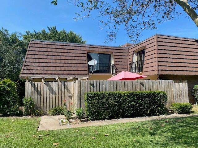 Garden Lakes & Garden Squ