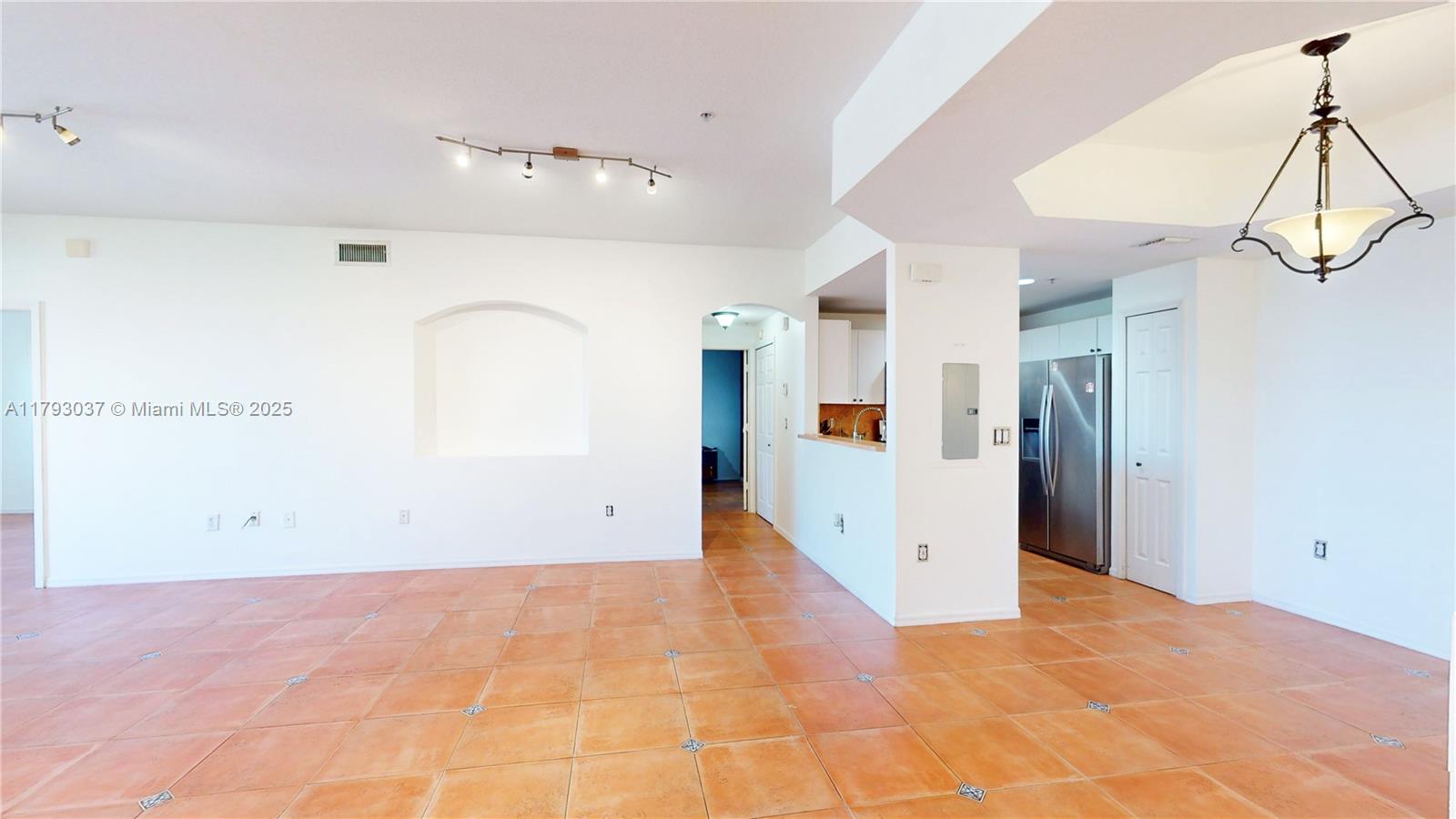 The Courts At Doral Isles