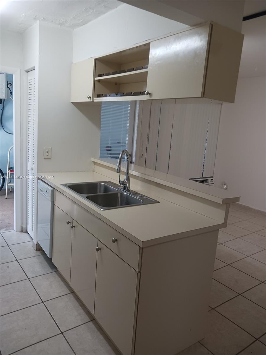 Homes for sale in North Miami, FL | 2700 Ne 135Th St #30, North Miami, FL 33181 | MLS# A11806146