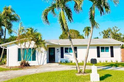 Homes for sale in Dania Beach, FL | 2809 Sw 46th Street, Dania Beach, FL 33312 | MLS# R11092164