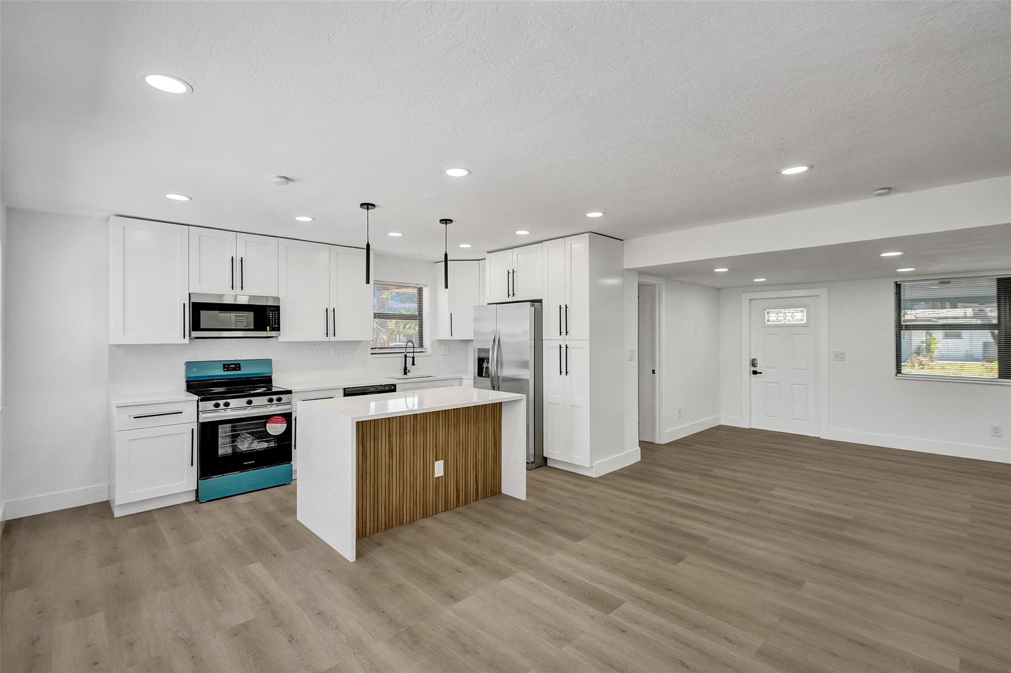 1302 S 22nd Ct Hollywood FL 33020 | F10504517