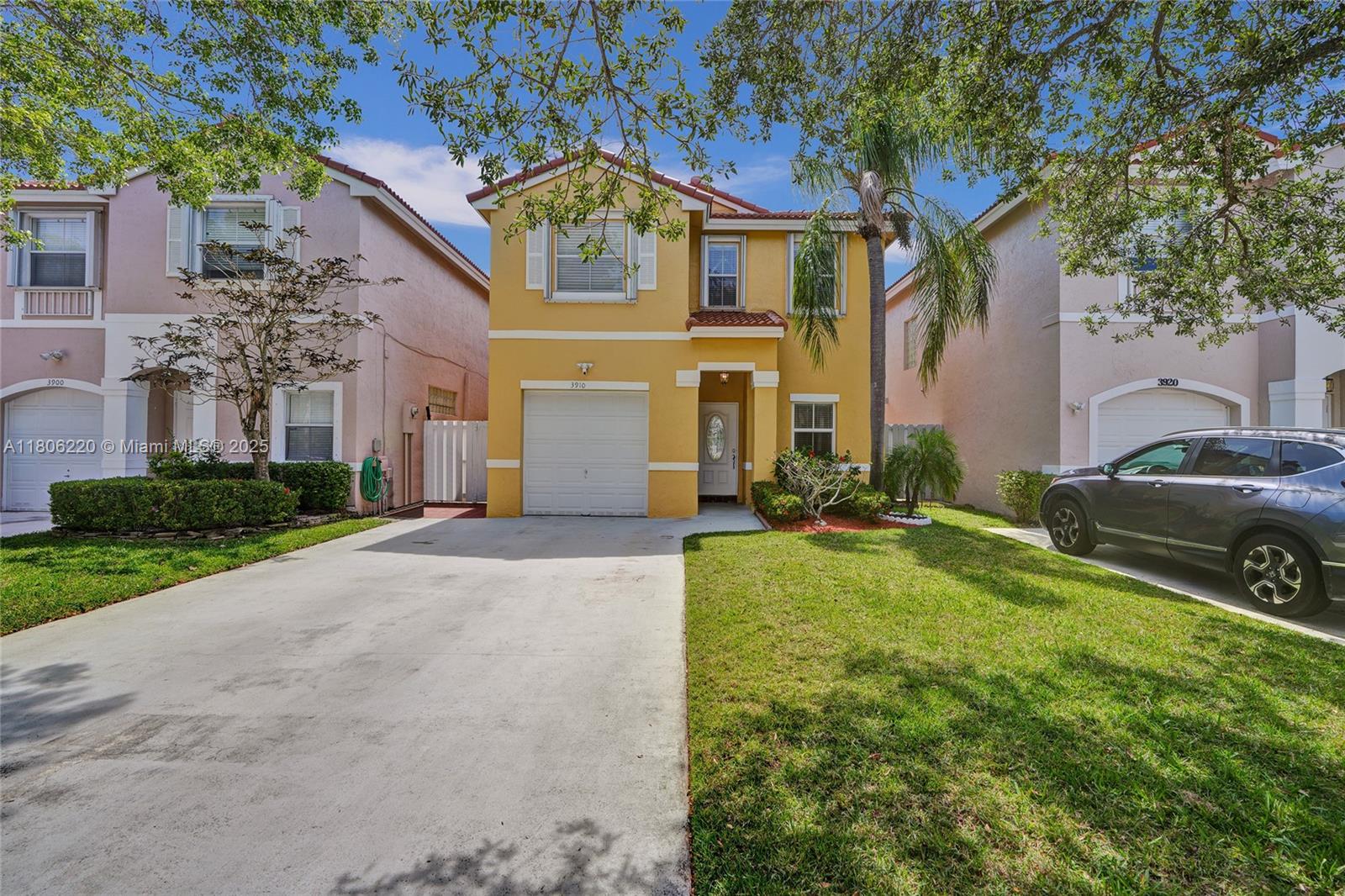 Homes for sale in Cooper City, FL | 3910 Fern Forest Rd, Cooper City, FL 33026 | MLS# A11806220