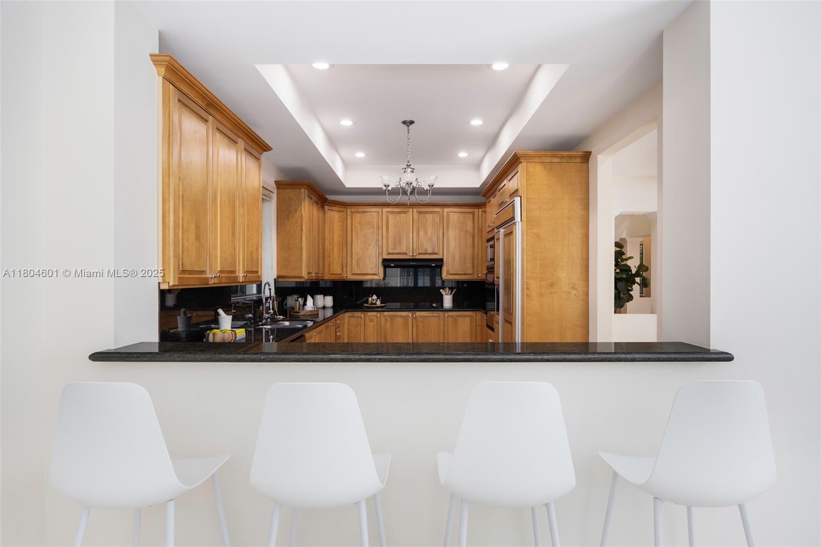7250 SW 47 Ave, Coral Gables FL 33143