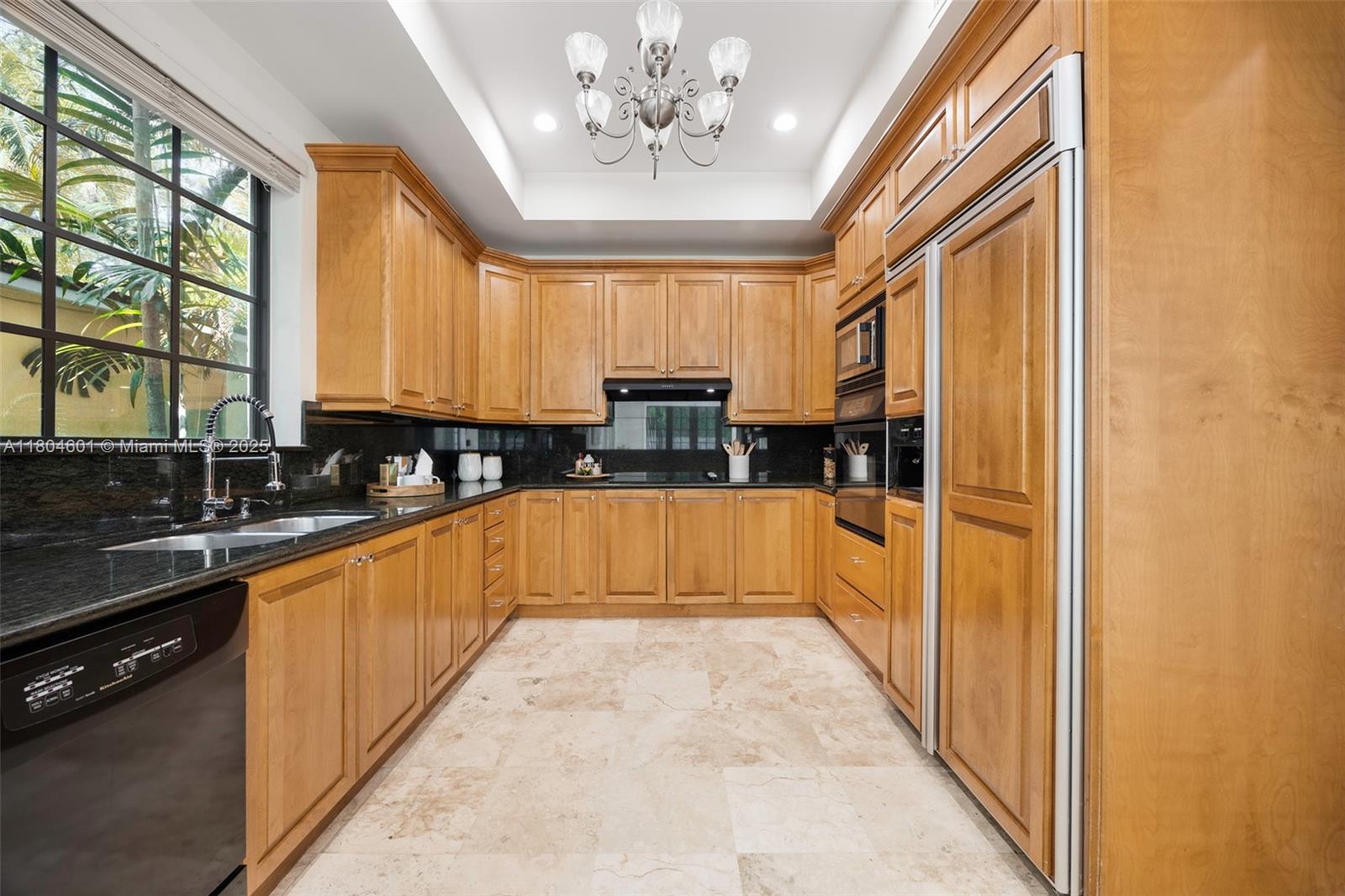 7250 SW 47 Ave, Coral Gables FL 33143
