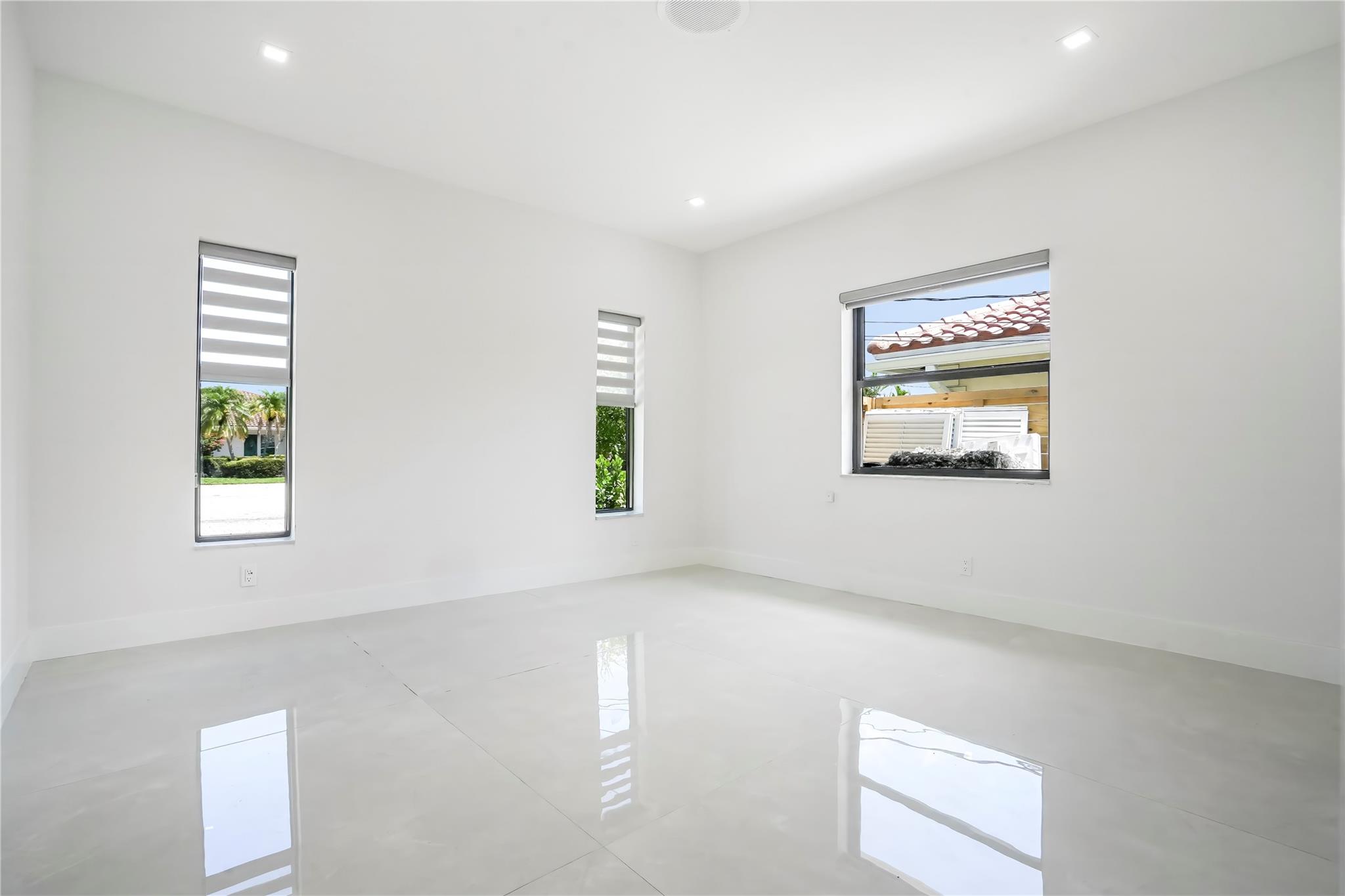 Guest Bedroom (3rd bedroom)