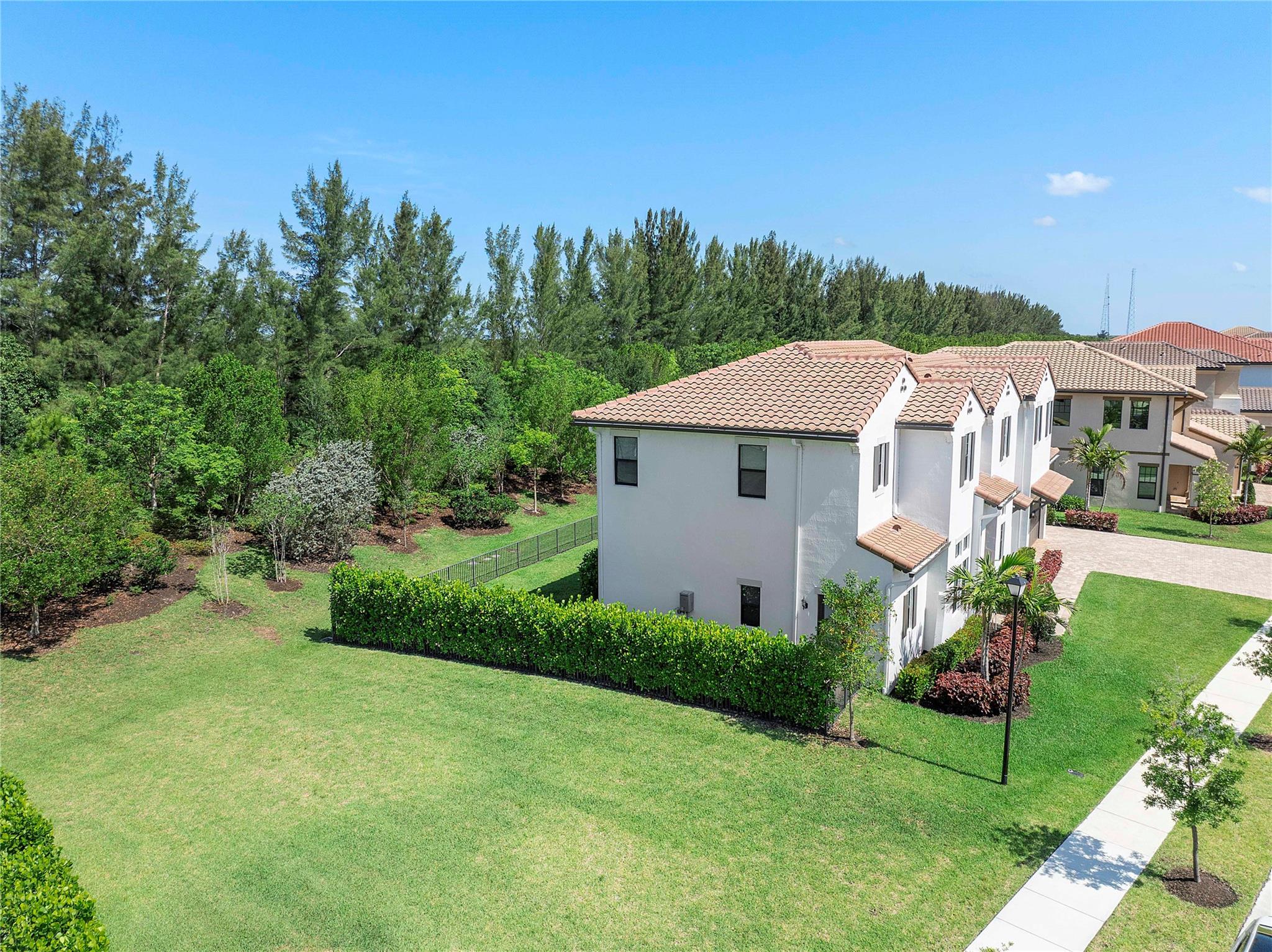 Homes for sale in Parkland, FL | 9015 W Parkland Bay Trl, Parkland, FL 33076 | MLS# F10504544