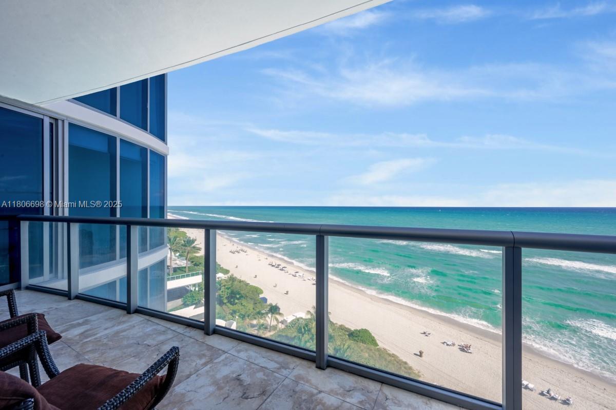 Condo for Sale in Sunny Isles Beach, FL