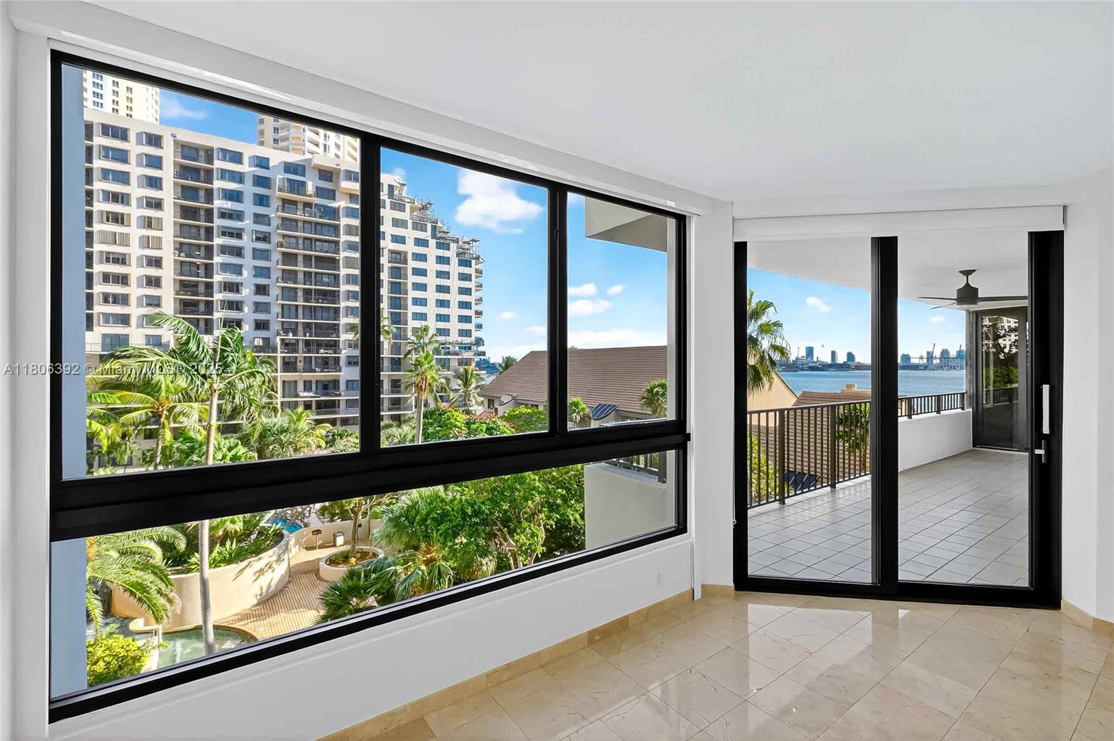 Condo for Sale in Miami, FL
