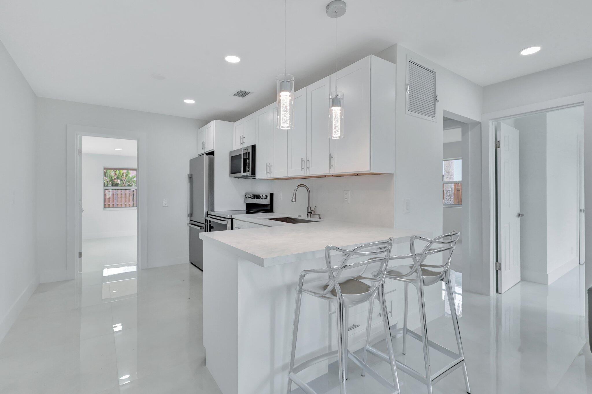 5305 Cleveland Road Delray Beach FL 33484 | R11092480